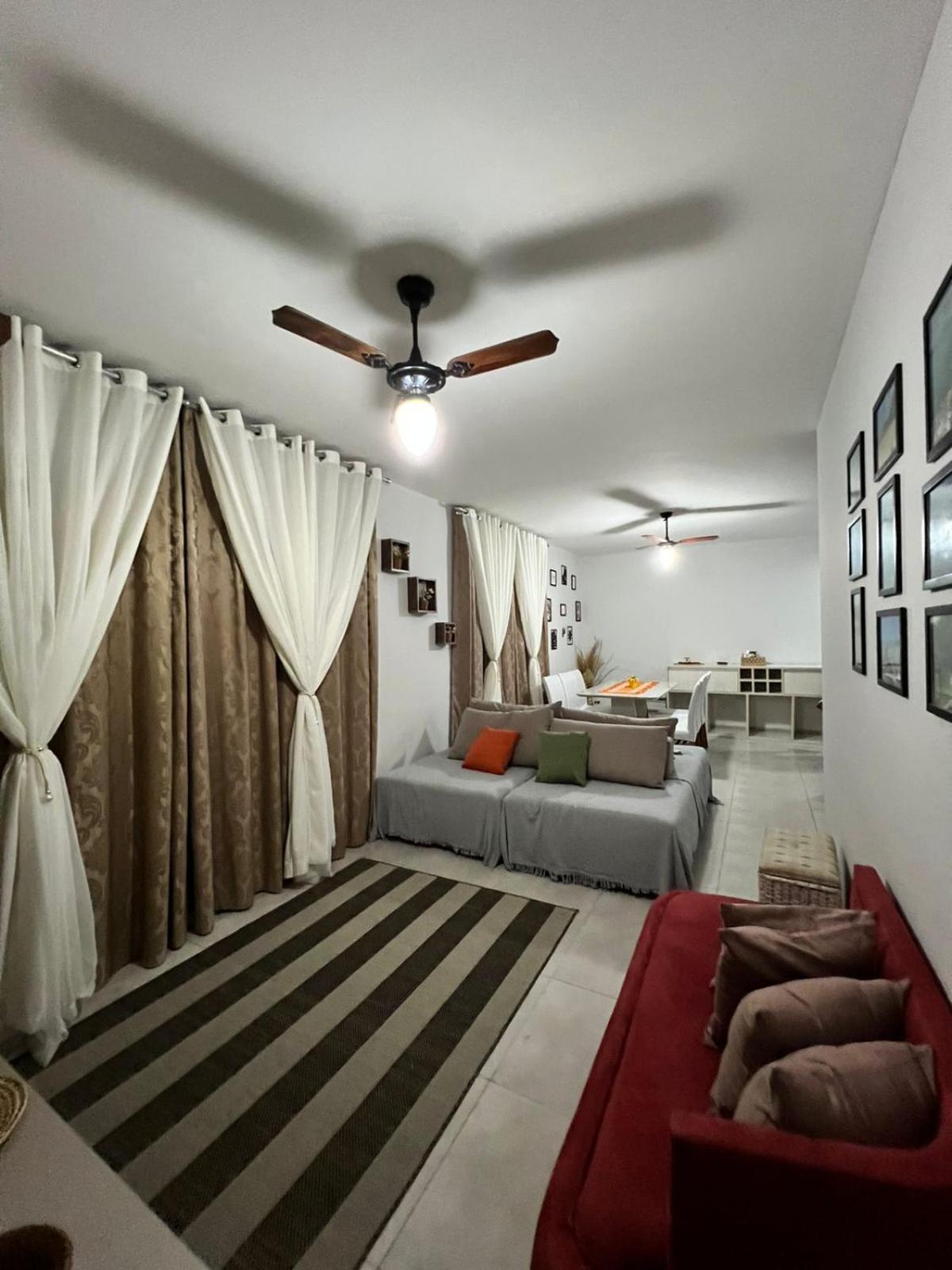 Apartamento Amplo E Belissimo! - 3 Quadras Do Mar! Γκουαρούχα Εξωτερικό φωτογραφία