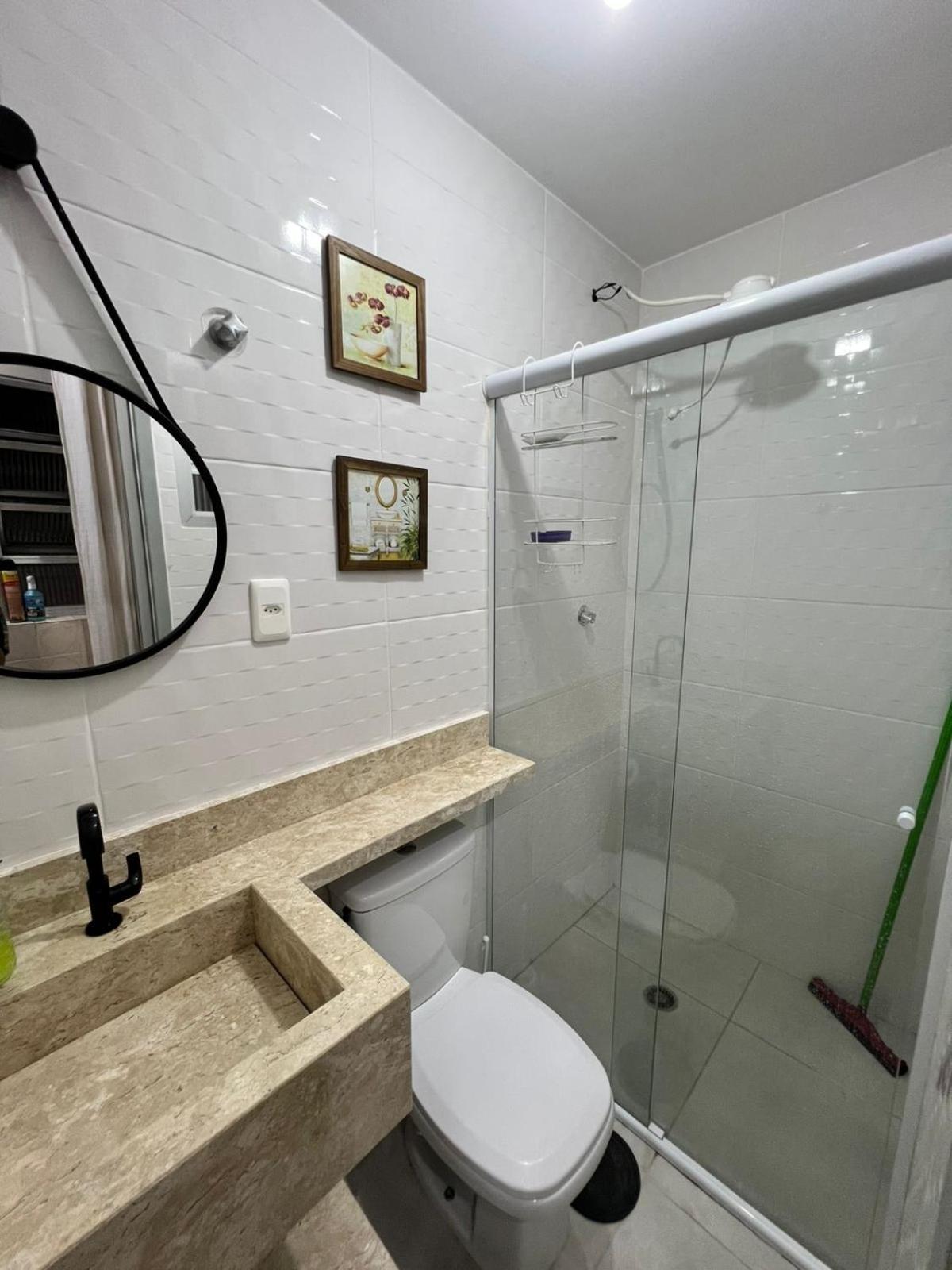 Apartamento Amplo E Belissimo! - 3 Quadras Do Mar! Γκουαρούχα Εξωτερικό φωτογραφία
