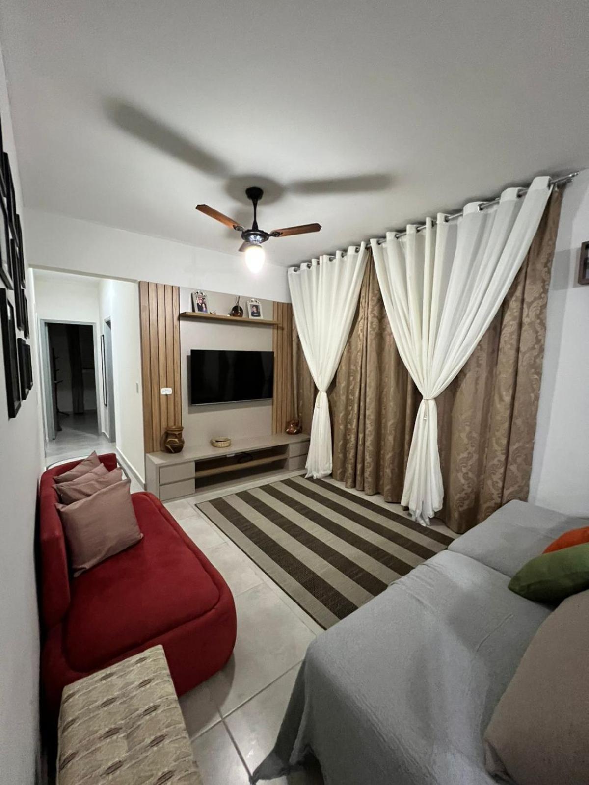 Apartamento Amplo E Belissimo! - 3 Quadras Do Mar! Γκουαρούχα Εξωτερικό φωτογραφία