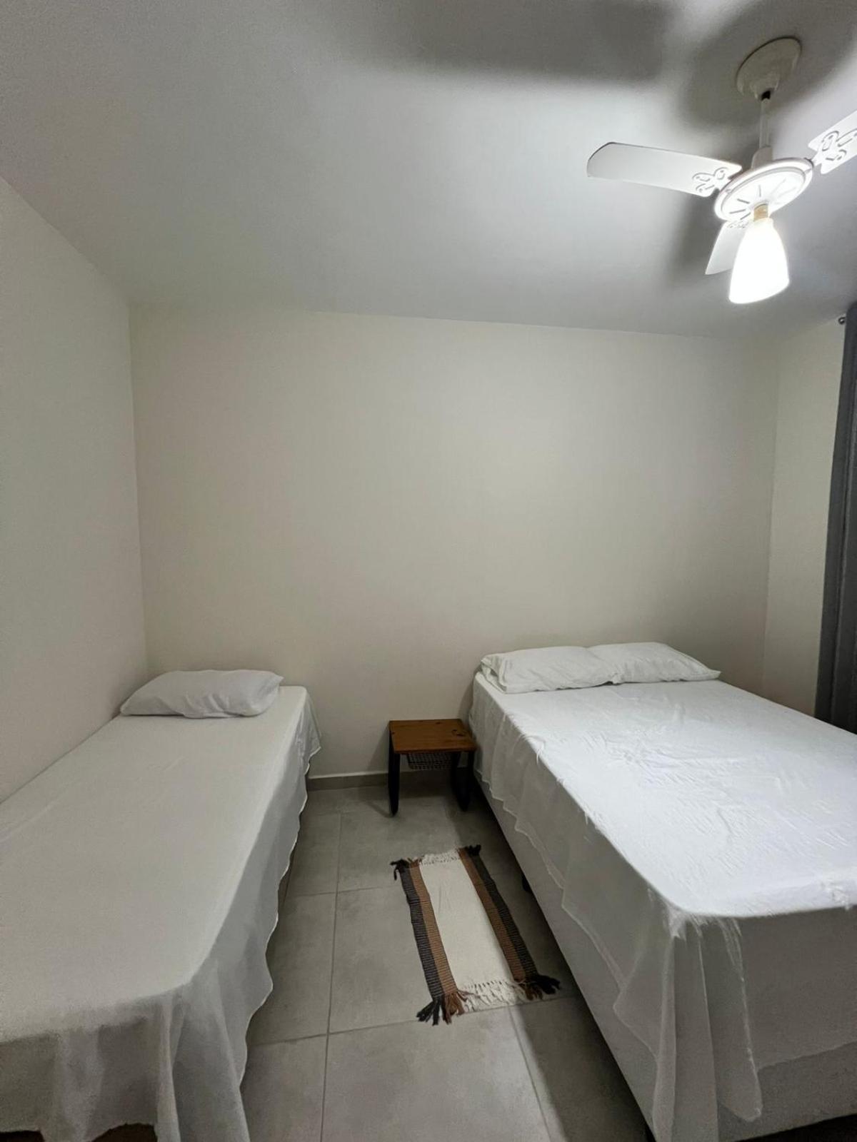 Apartamento Amplo E Belissimo! - 3 Quadras Do Mar! Γκουαρούχα Εξωτερικό φωτογραφία